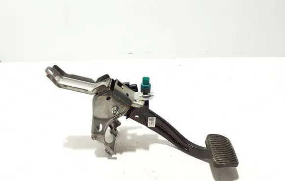 Hyundai Tucson TL Brake pedal 32800P0100