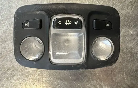 Citroen DS4 Rear seat light 96727263ZQ01 96727263Z001 96727263ZO01