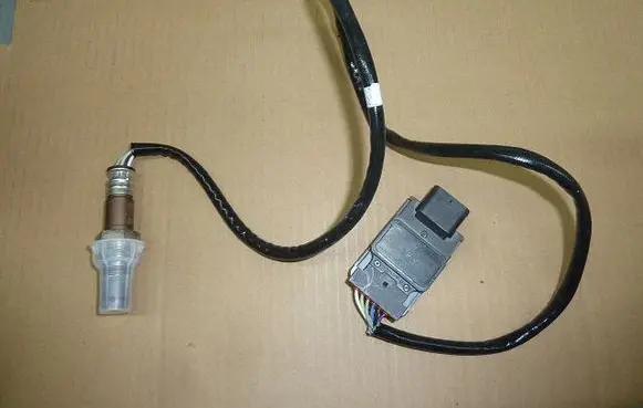 Volkswagen Transporter - Caravelle T6 Lambda probe sensor 05N907807-T