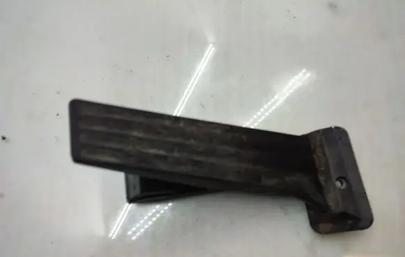 BMW 5 F10 F11 Accelerator throttle pedal 6860784