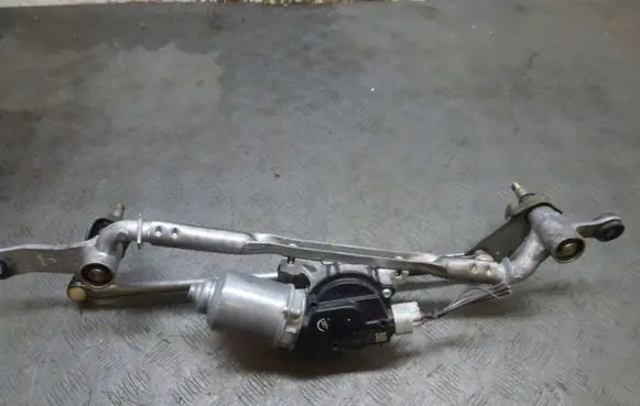 Jeep Cherokee Front wiper linkage and motor 68102175AC