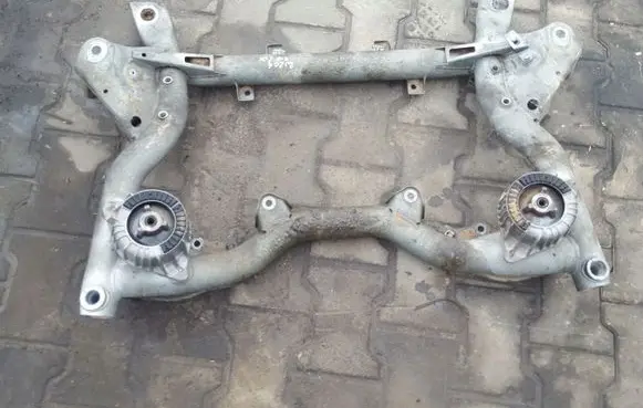Mercedes-Benz C W204 Front subframe