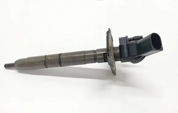 Audi A8 S8 D3 4E Fuel injector 057130277AG 070728 0445115