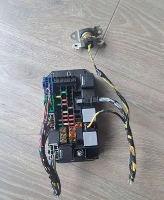 Jaguar XJ X351 Fuse module EW9314N030AA