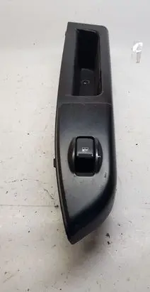 Hyundai Getz Electric window control switch 935801C000