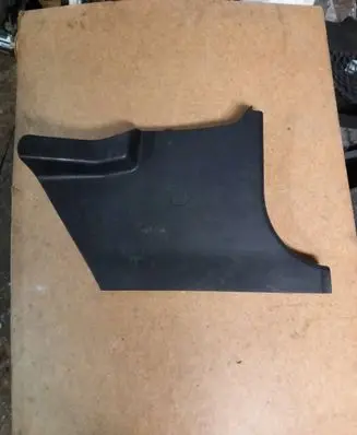 Foot area side trim