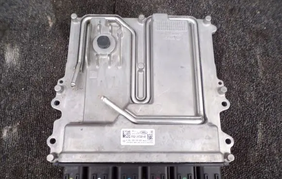 Land Rover Range Rover Sport L494 Engine control unit/module KK6214C568AB