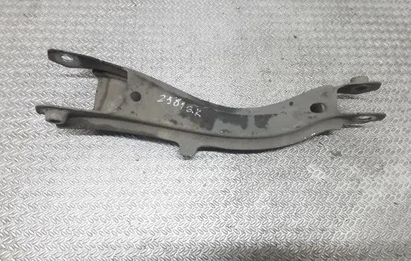 Volvo V70 Rear control arm