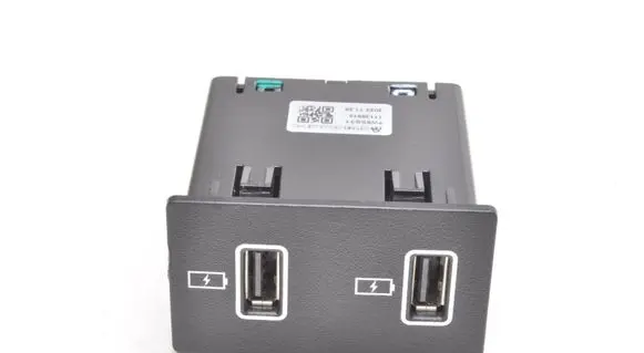 MG HS USB socket connector PWS5931