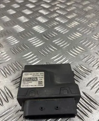Audi Q7 4M Fuel injection pump control unit/module 4M0906093E