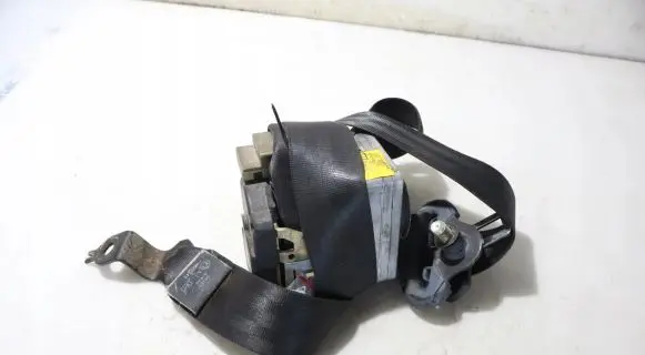 Skoda Fabia Mk1 (6Y) Front seatbelt