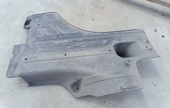 Volvo V60 Rear underbody cover/under tray 