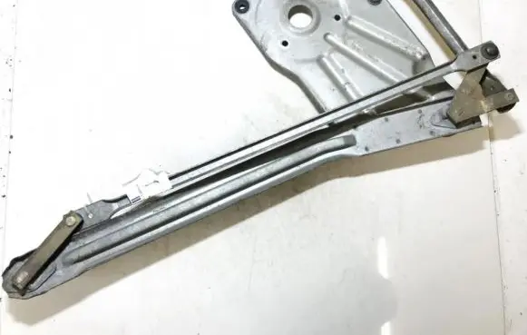 Ford Escort Front wiper linkage and motor 82ag17k484a