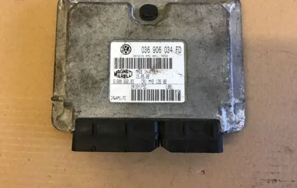 Volkswagen Polo III 6N 6N2 6NF Engine control unit/module 036906034FD