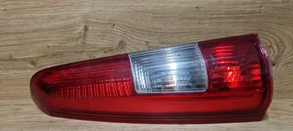 Volvo V70 Rear/tail lights