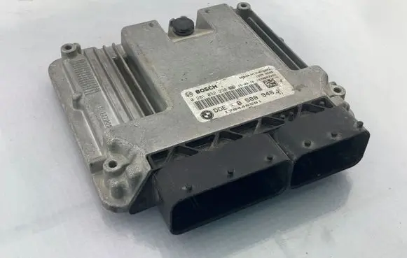 BMW X3 F25 Engine control unit/module 8588946 1039S83352 0281032230