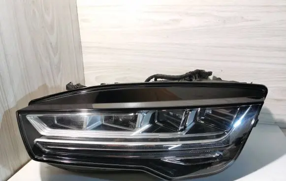 Audi A7 S7 4G Headlight/headlamp 4G8941033J 1EX01186901