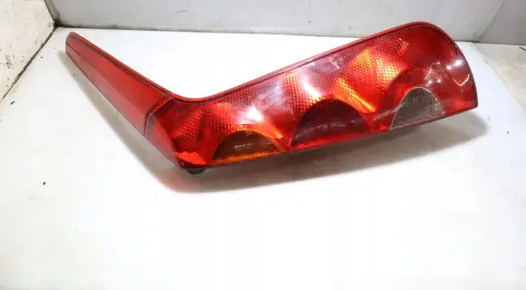 Nissan Note (E11) Rear/tail lights