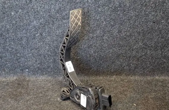 Audi A6 S6 C7 4G Accelerator throttle pedal 8K1723523A
