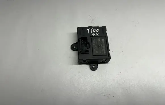 Jaguar XF X250 Door control unit/module AH2214D620AD