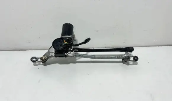 Maserati Ghibli Front wiper linkage and motor