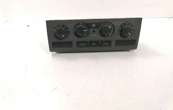 Audi A6 S6 C6 4F Climate control unit 4F2820043