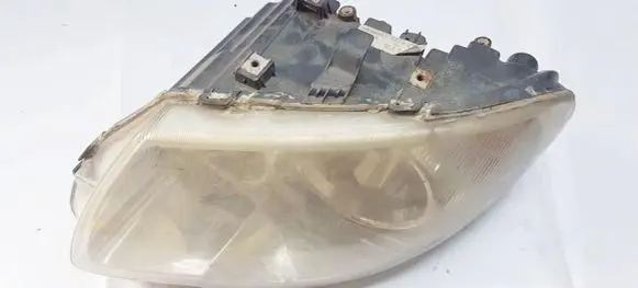 Chrysler Voyager Headlight/headlamp 04857833aci 6245100000