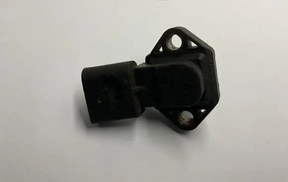 Volkswagen Golf IV Air pressure sensor 0281002177 038906051