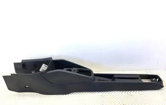 Skoda Fabia Mk3 (NJ) Center console 6V0863243
