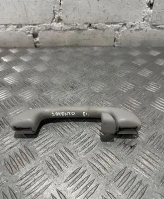KIA Sorento Rear interior roof grab handle
