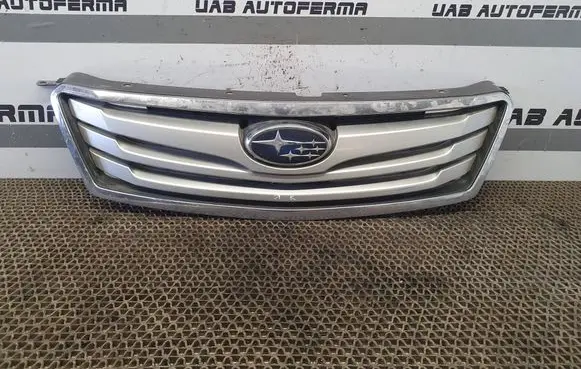 Subaru Outback Front bumper upper radiator grill 91121AJ020