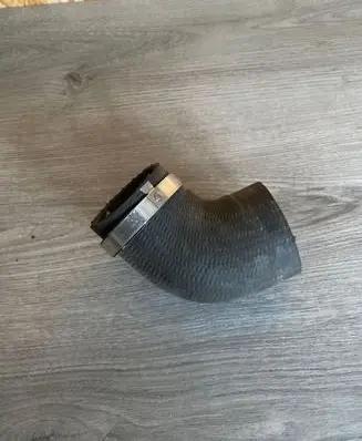 Volkswagen Transporter - Caravelle T5 Intercooler hose/pipe