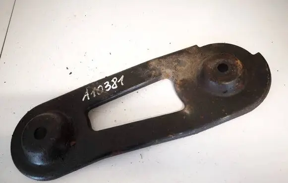 Opel Insignia A Engine mounting bracket 