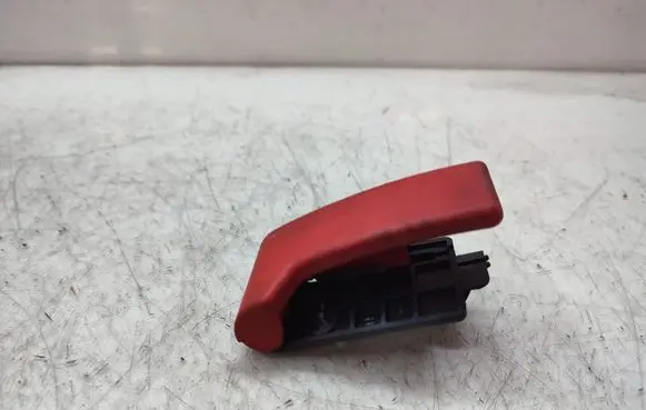 Engine bonnet (hood) release handle