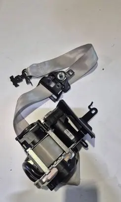 Volvo XC90 Front seatbelt P31675241