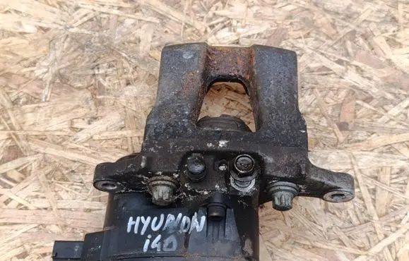 Hyundai i40 Rear brake caliper 