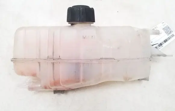 Nissan Note (E11) Coolant expansion tank/reservoir 