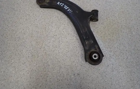 Nissan Micra Front upper control arm/wishbone K12WAHACZLEWY
