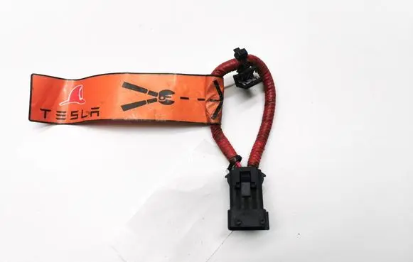 Tesla Model S Battery relay fuse 101558500A