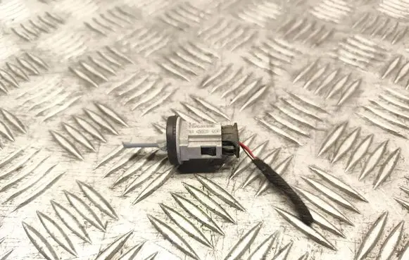 Volkswagen Touran I Interior temperature sensor 1K0907543A