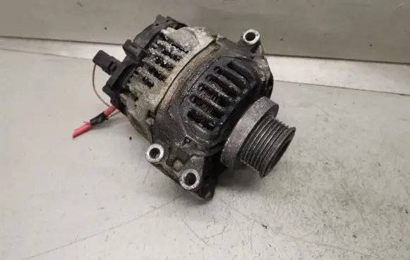 Renault Scenic I Generator/alternator 7700434899 0124325031