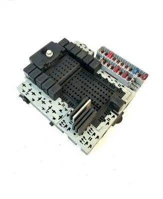 Volvo S80 Fuse module 9452772 0161139