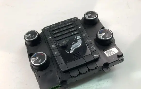 Volvo XC60 Climate control unit 31324827