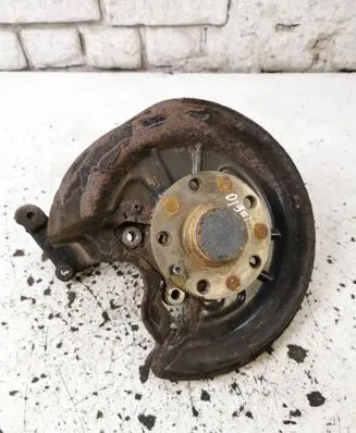 Volkswagen Golf Plus Rear wheel hub