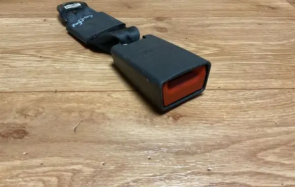 Dodge Journey Rear seatbelt buckle 1AN191DVAA 91295082