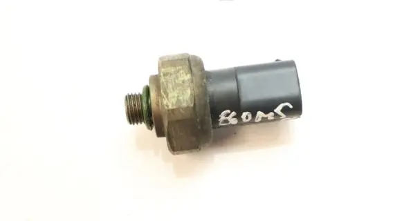 BMW 5 E60 E61 Air conditioning (A/C) pressure sensor 8370623