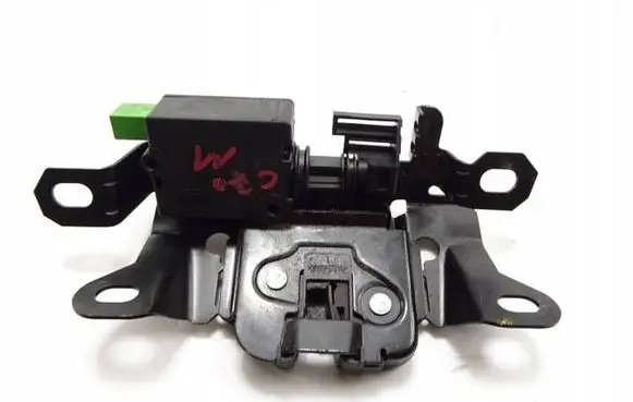 Volvo C70 Tailgate/trunk/boot lock/catch/latch 30784739