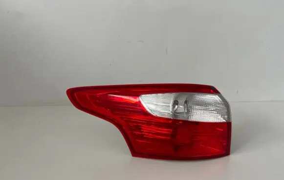 Ford Focus Rear/tail lights BM5113405HE