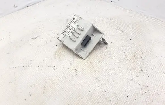 BMW 3 E46 Yaw turn rate sensor 69232159