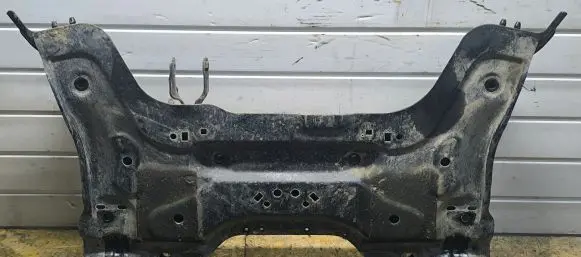 Citroen C4 II Front subframe
